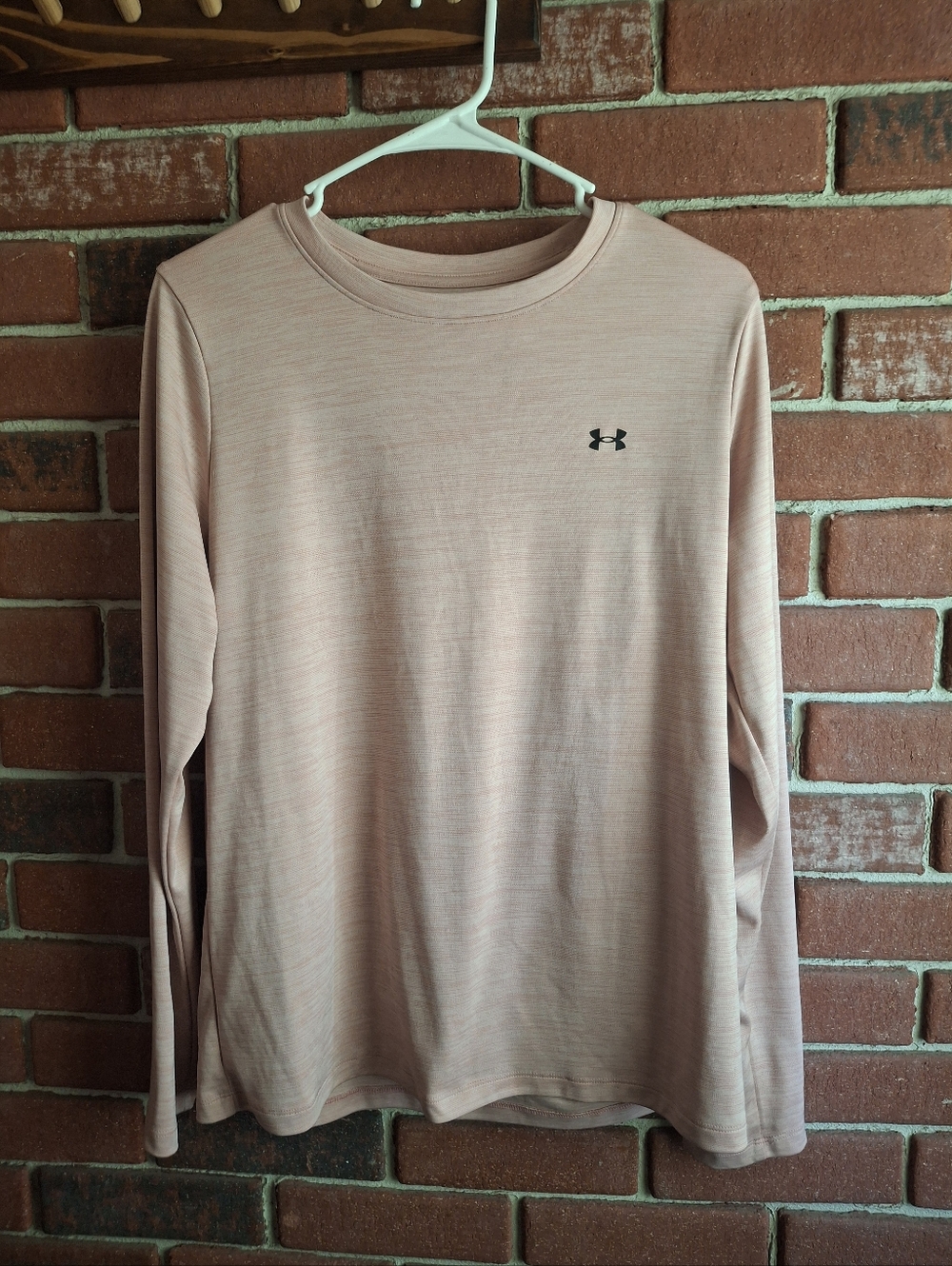 Under Armour light pink long Sleeve